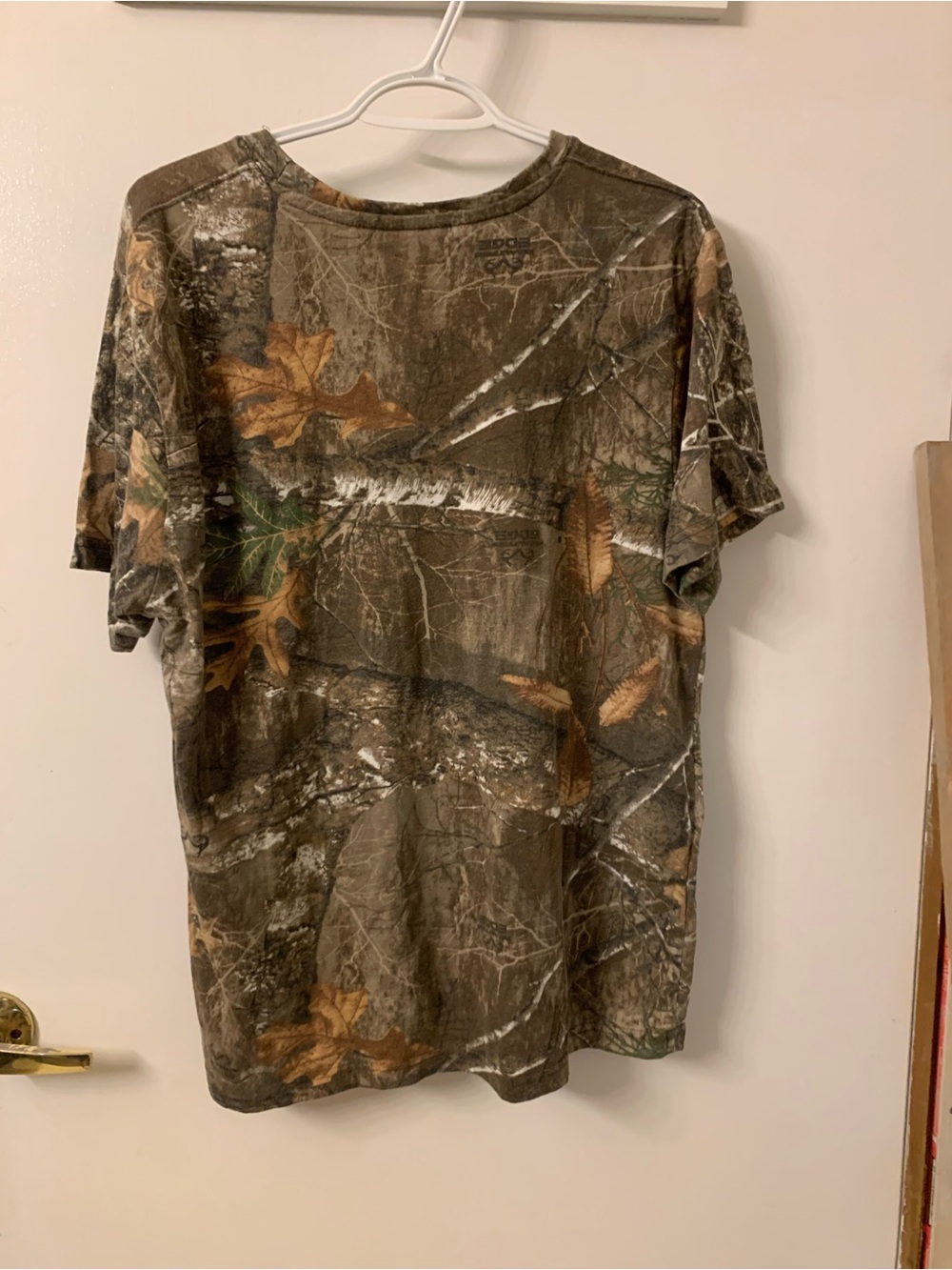 Realtree Short-Sleeve Camouflage Tee in Brown and Green